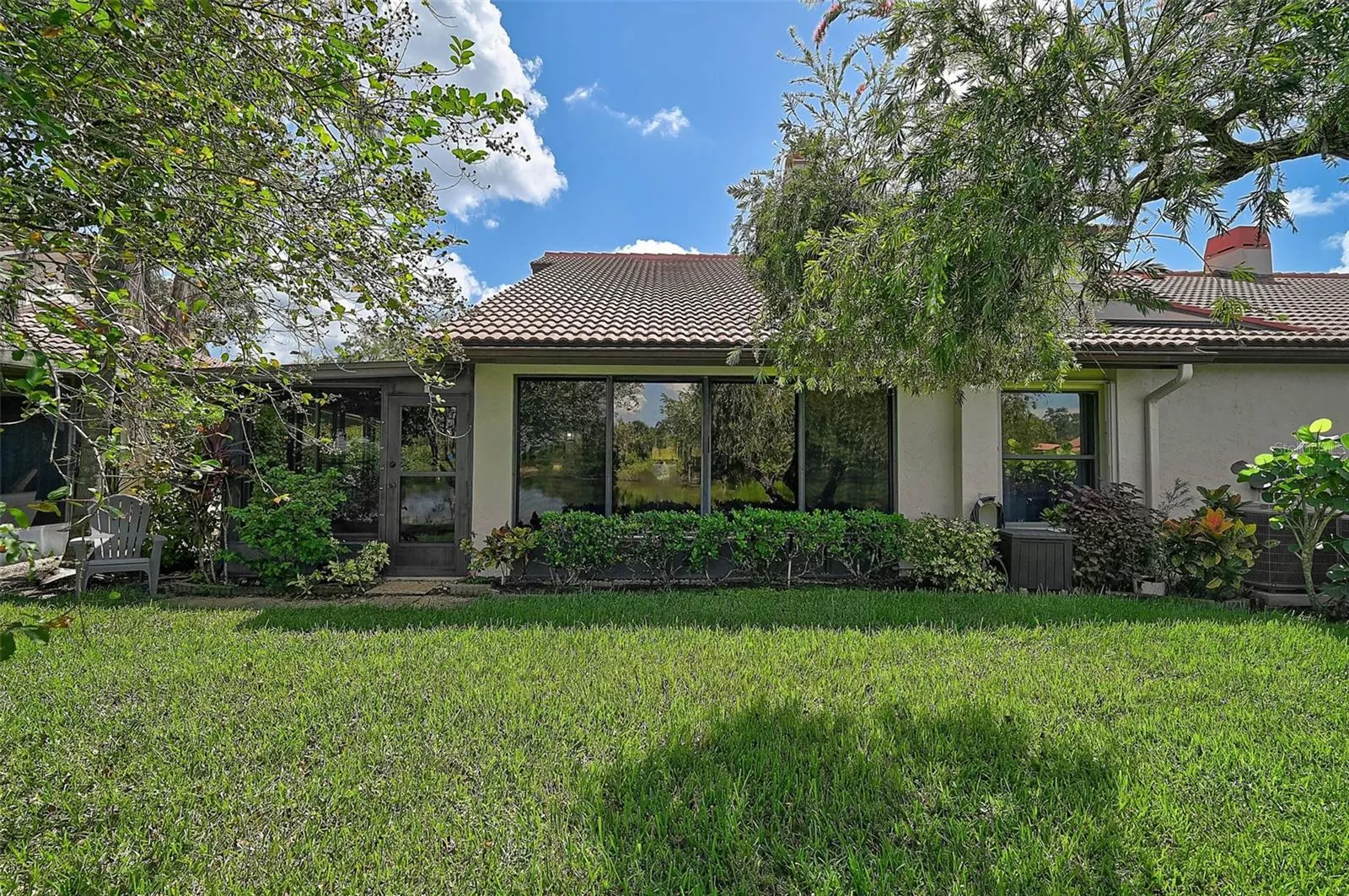 7363 OAK MOSS DR #33, #33