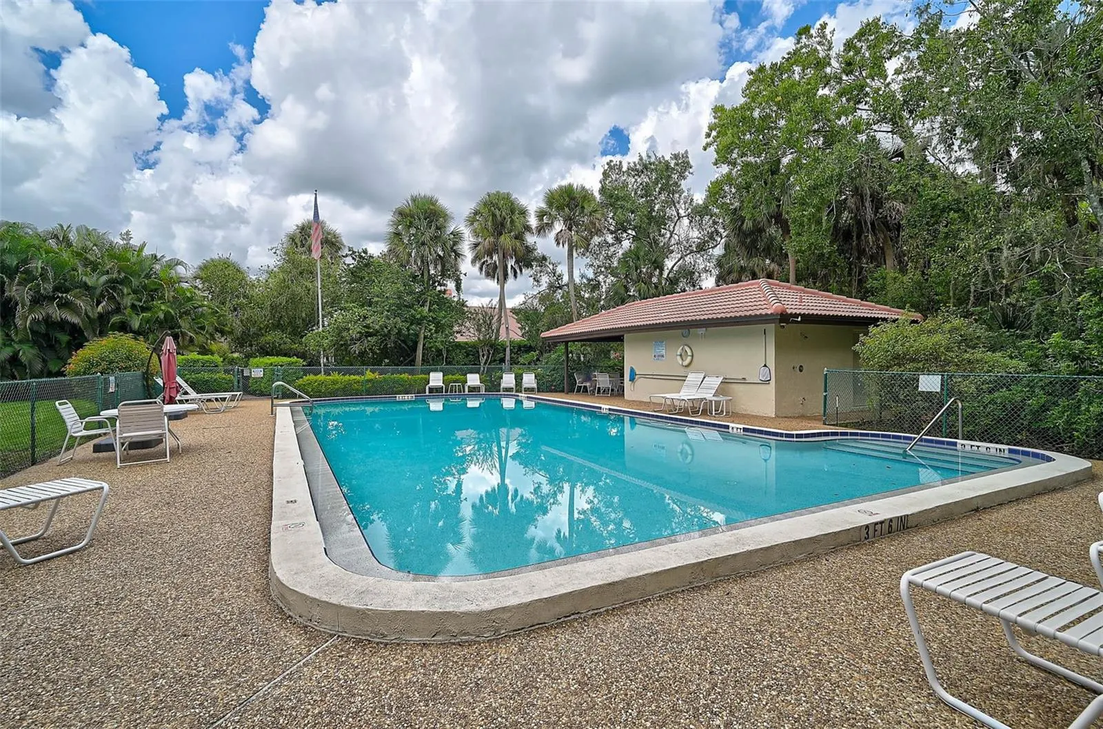 7363 OAK MOSS DR #33, #33
