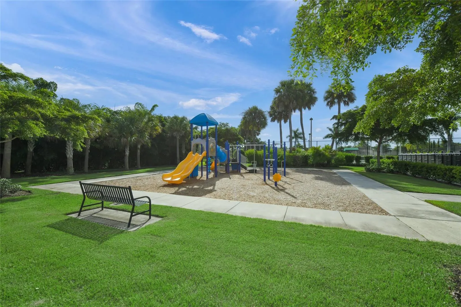 340 TOSCAVILLA BLVD