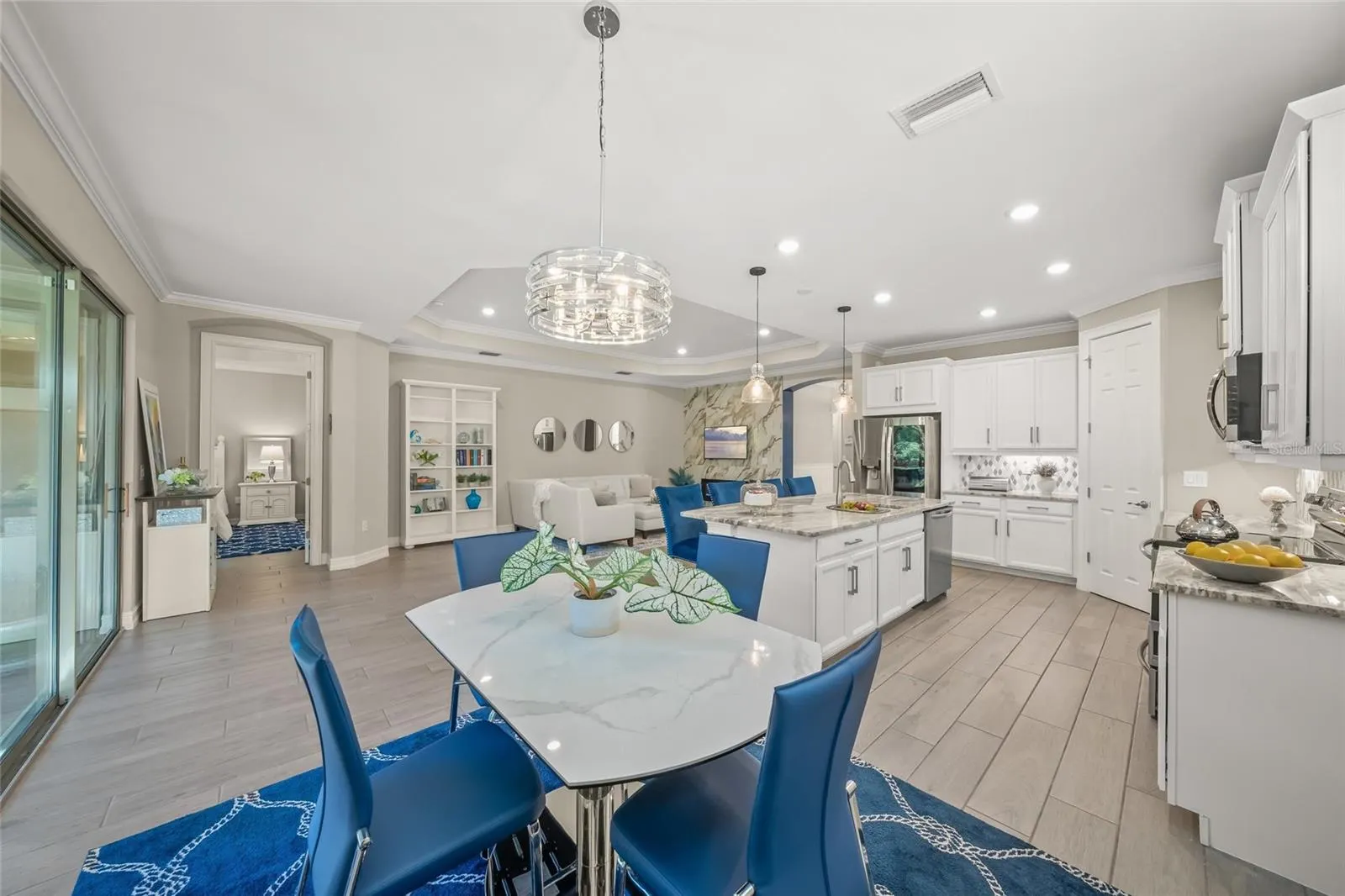 340 TOSCAVILLA BLVD