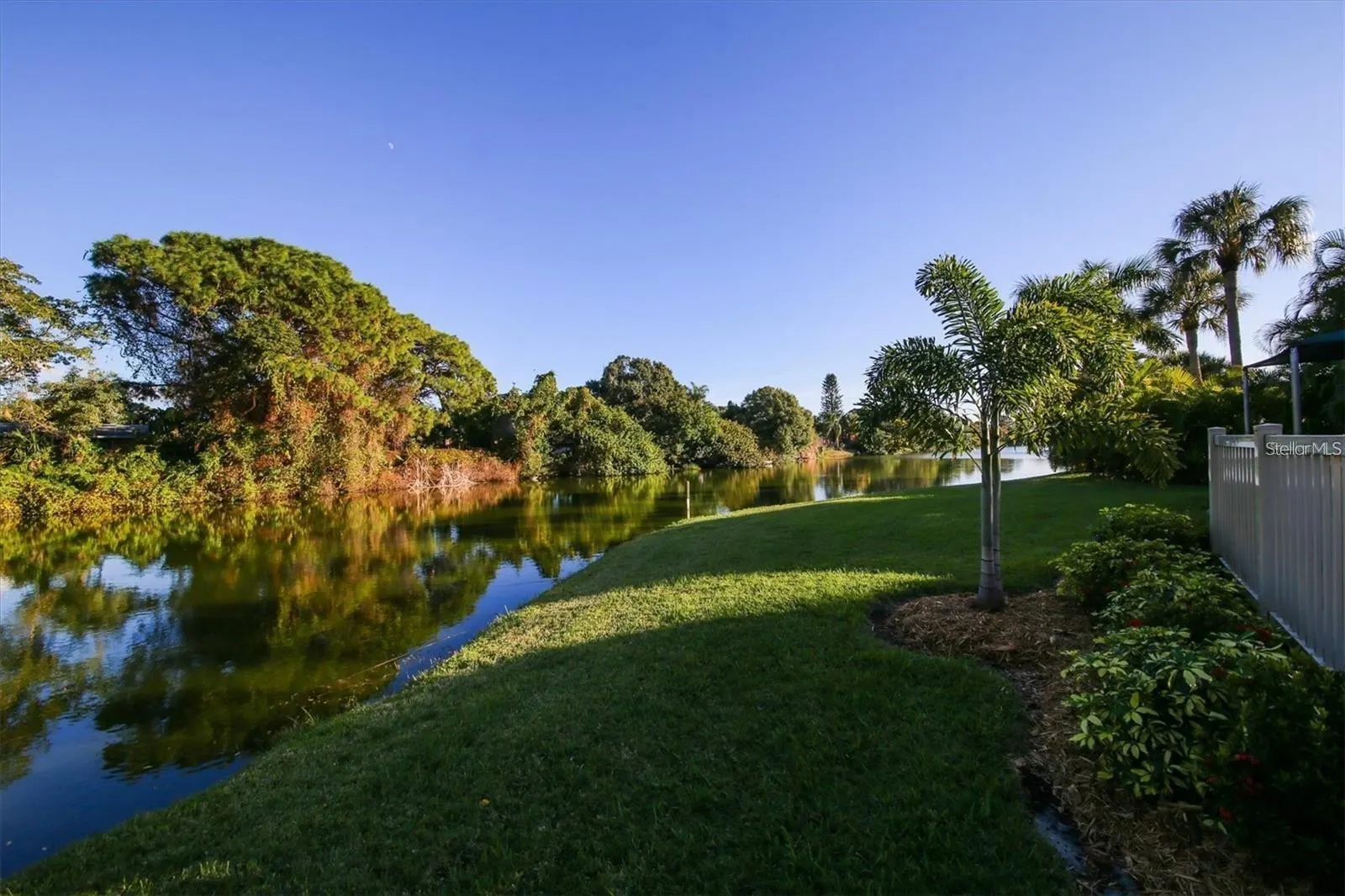 5565 ASHTON LAKE DR #5565, #5565