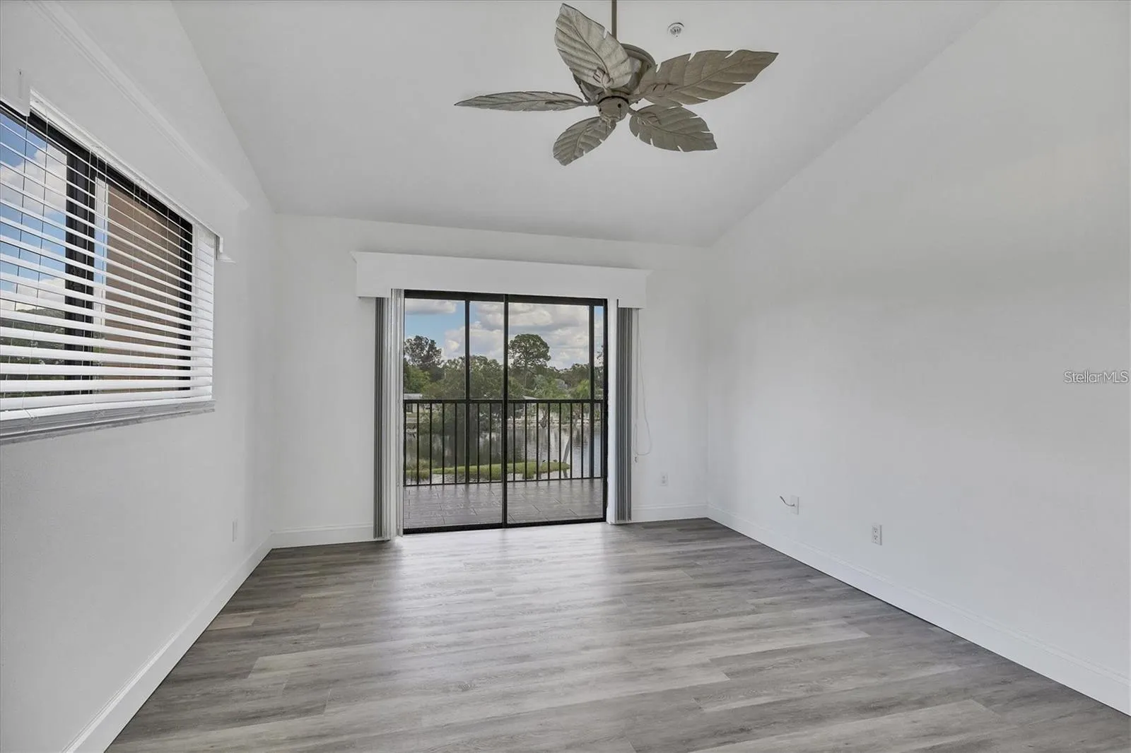 5565 ASHTON LAKE DR #5565, #5565