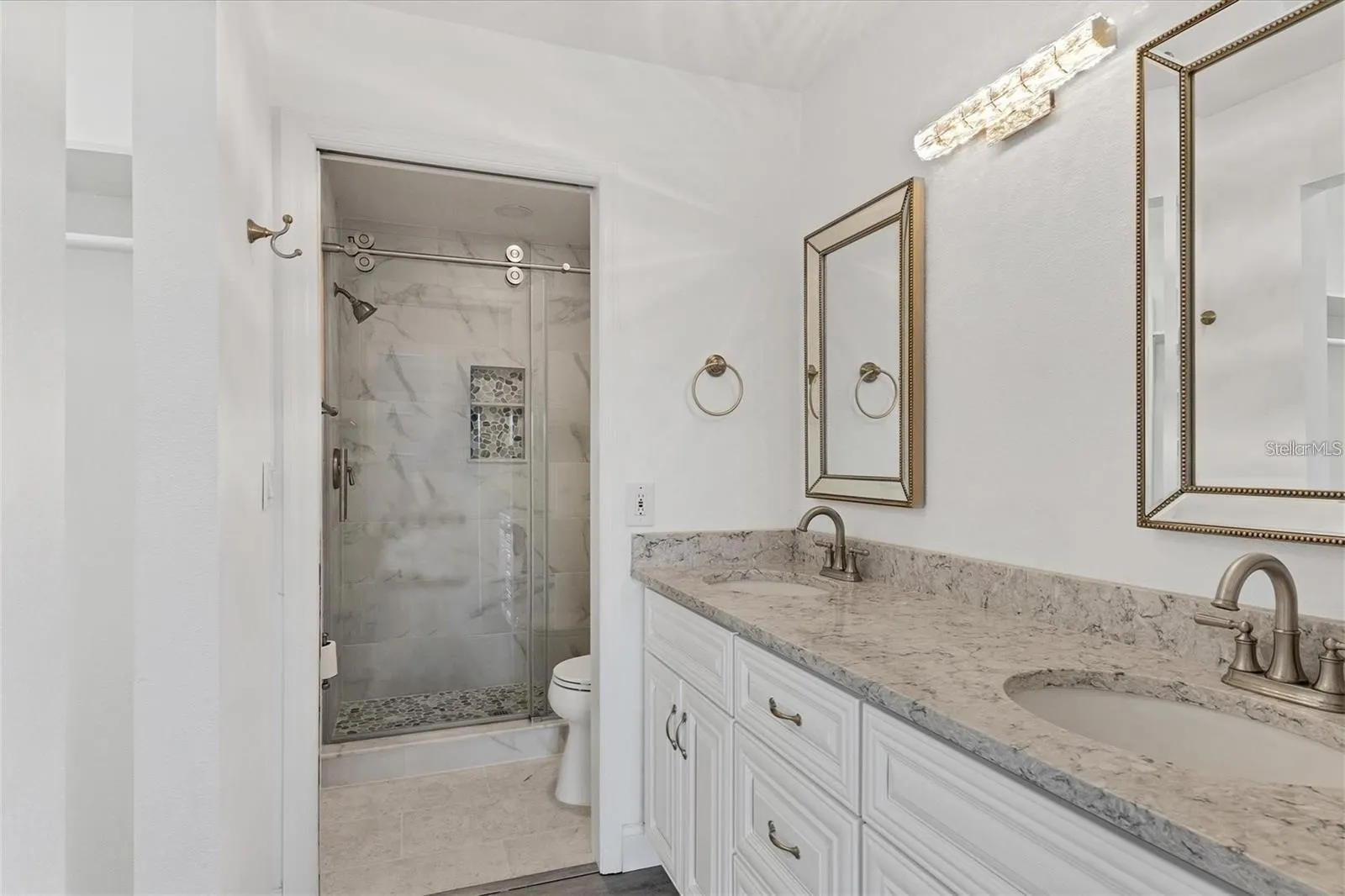 5565 ASHTON LAKE DR #5565, #5565