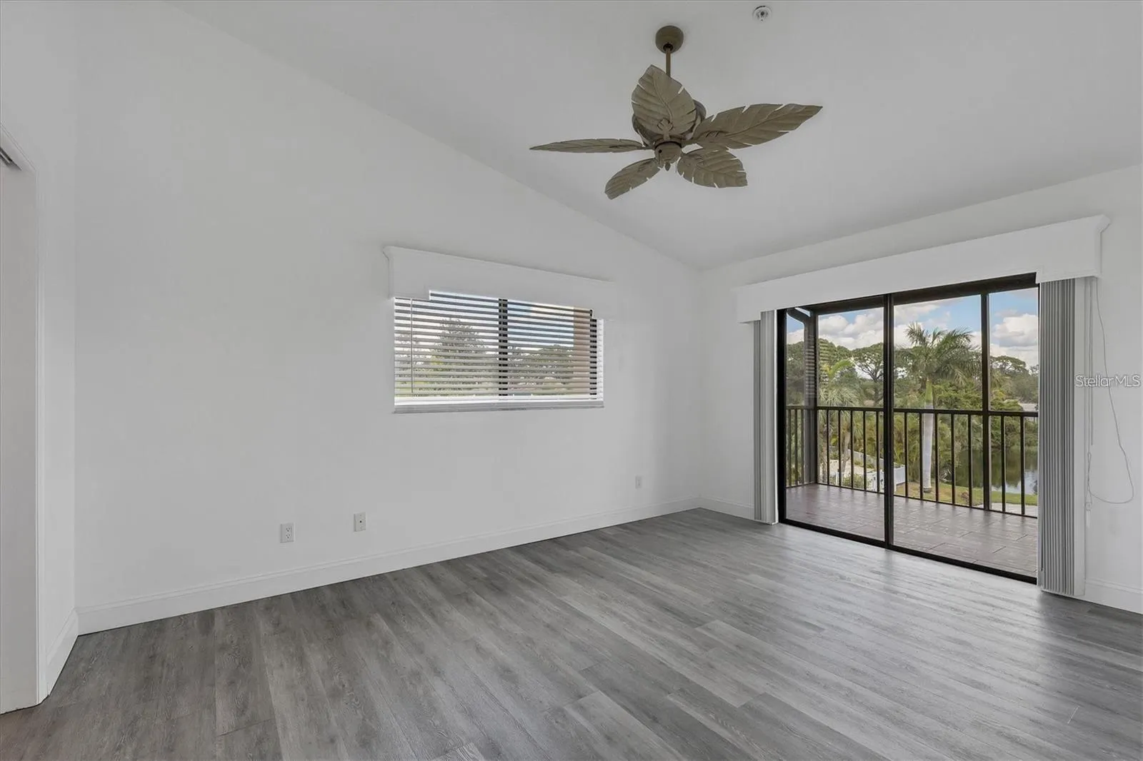 5565 ASHTON LAKE DR #5565, #5565