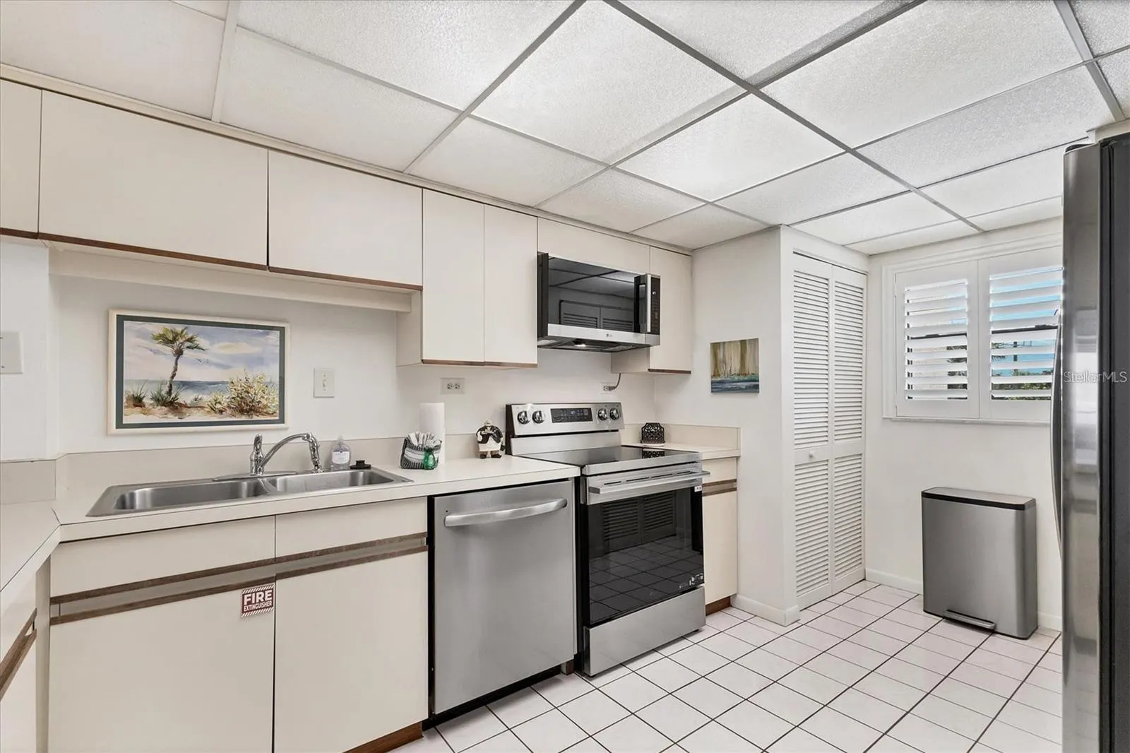 6480 MIDNIGHT PASS RD #311, #311