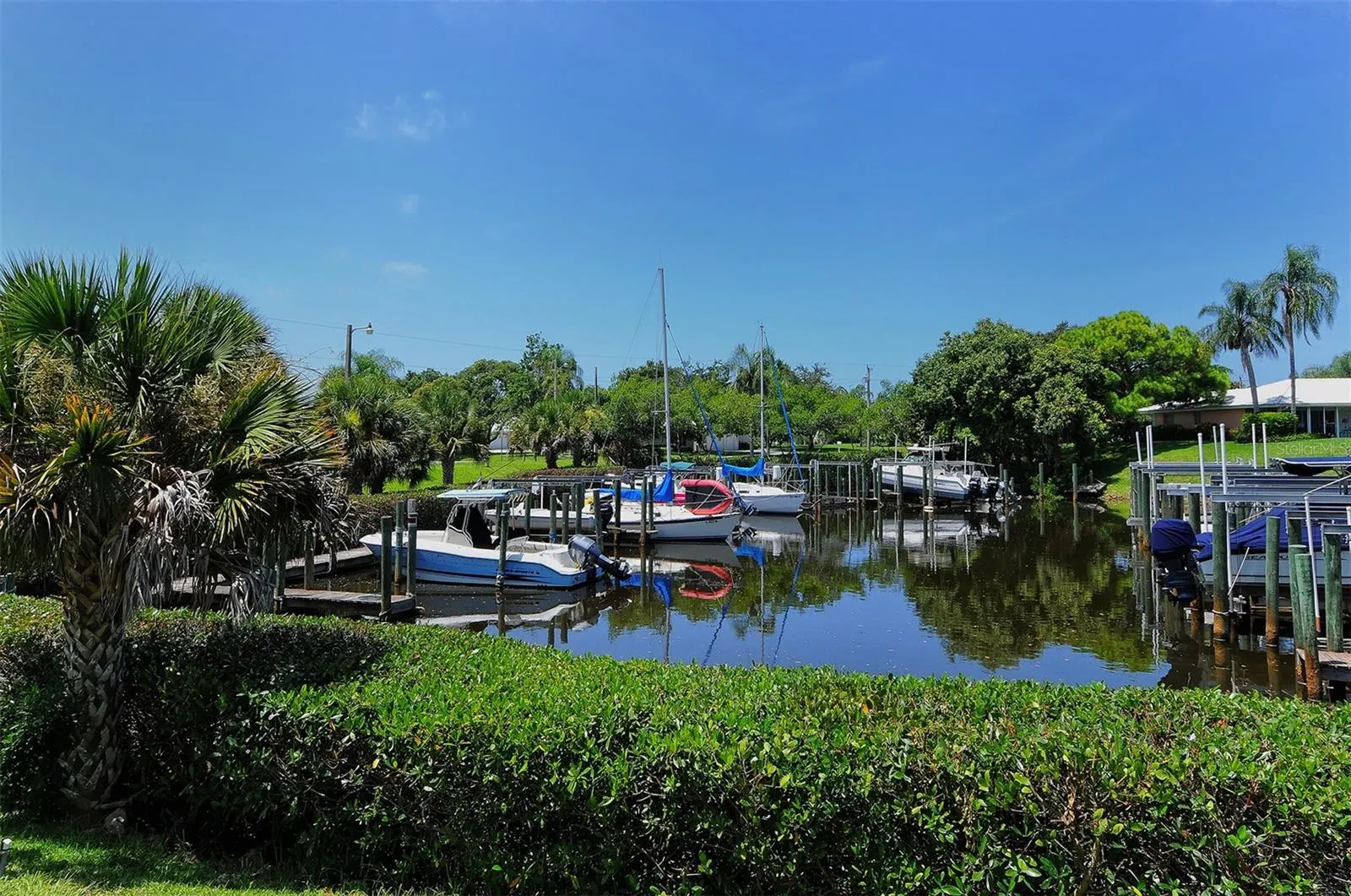 407 BELLINI CIR