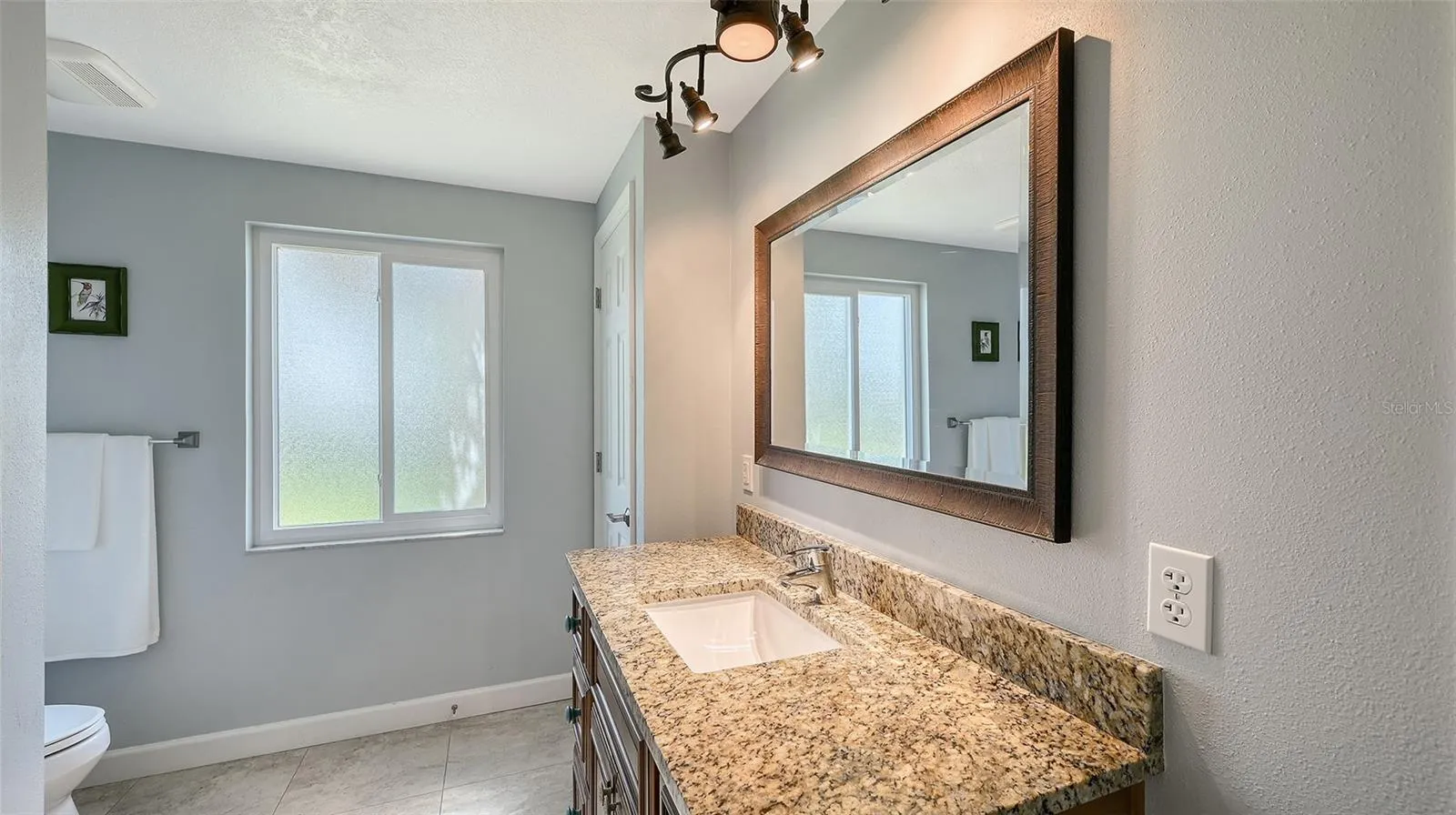 407 BELLINI CIR