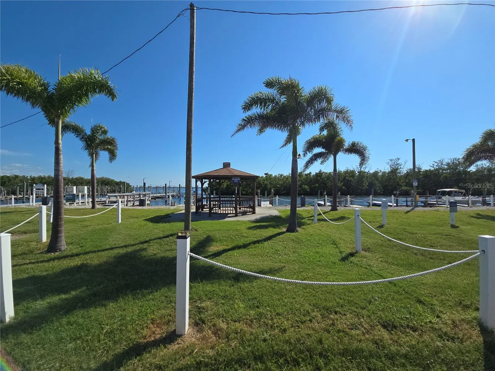10315 CORTEZ RD W #13H, #13H