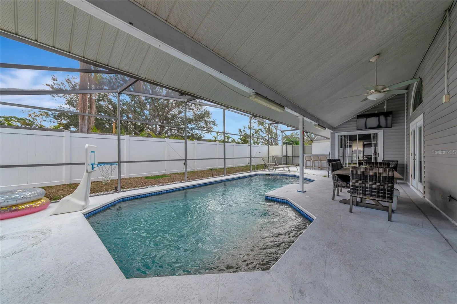 6145 BONAVENTURE CT