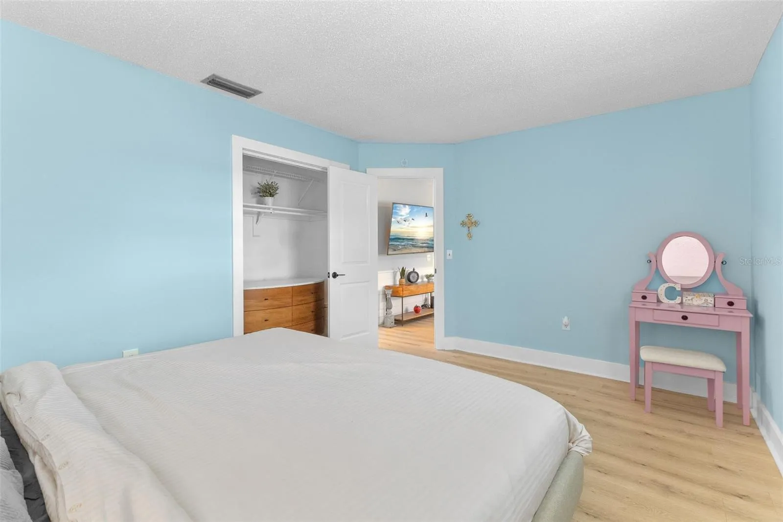 4850 NEPTUNE RD