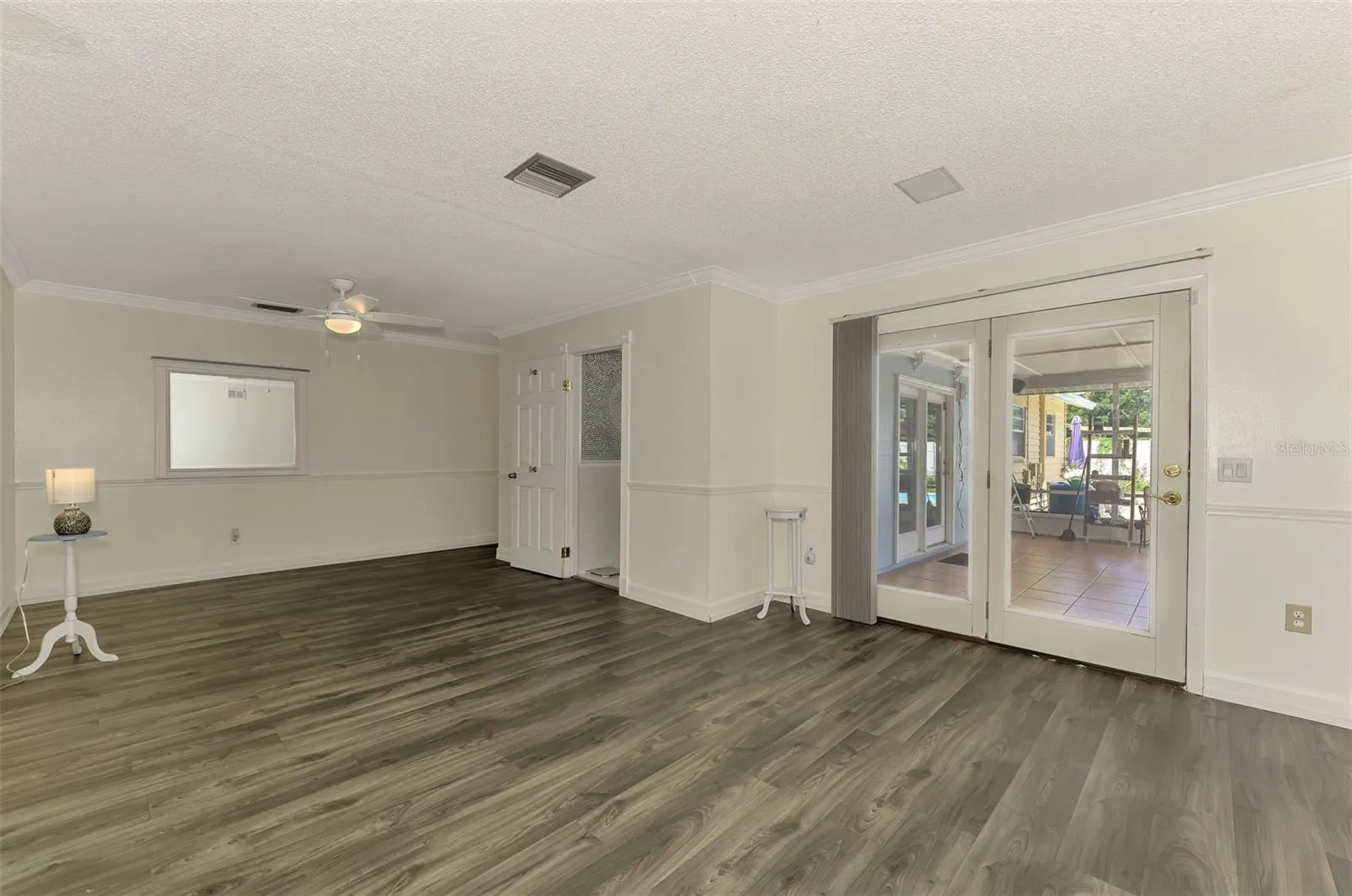 1908 N BRINK AVE