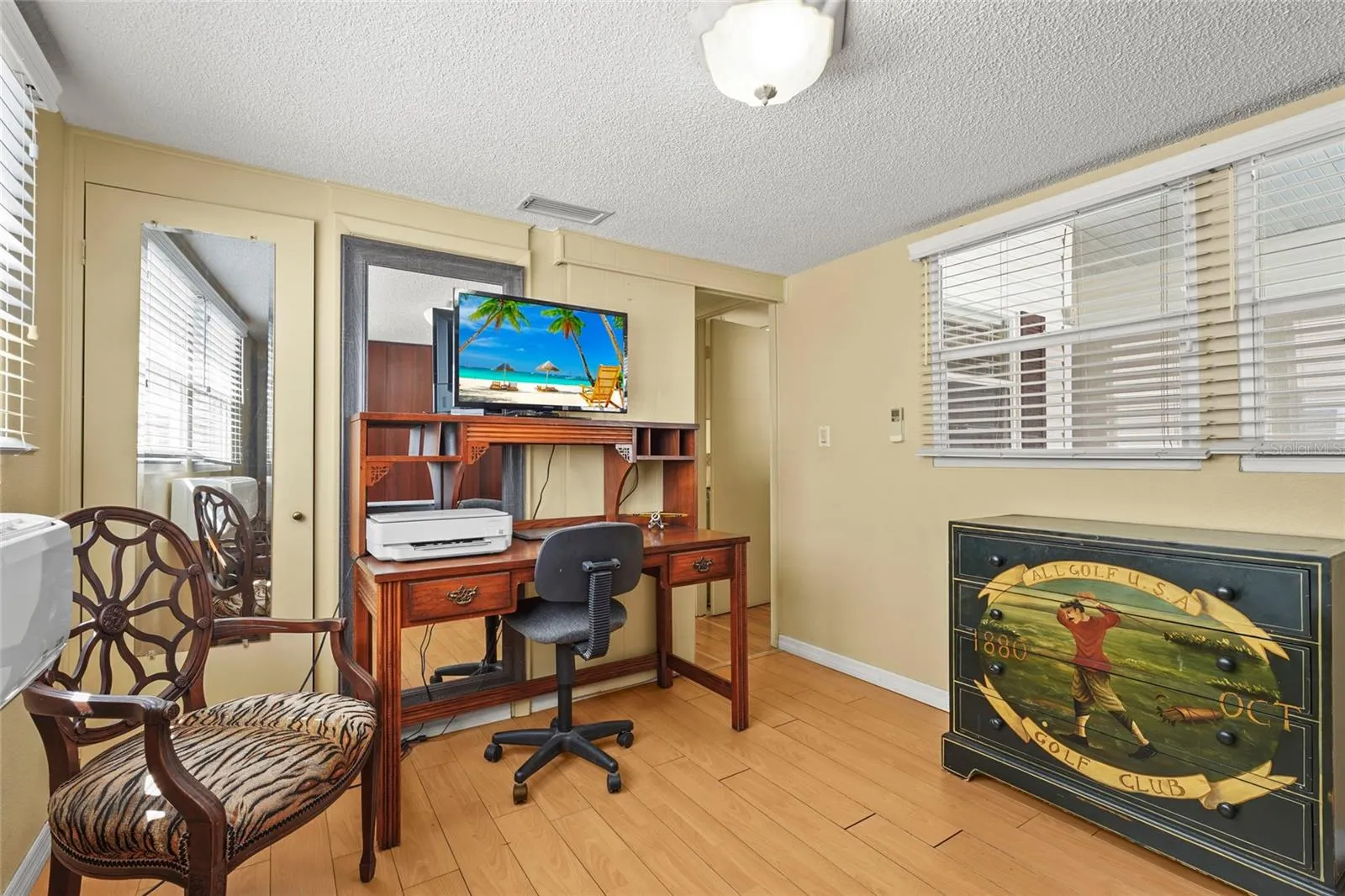 33 STARBOARD DR