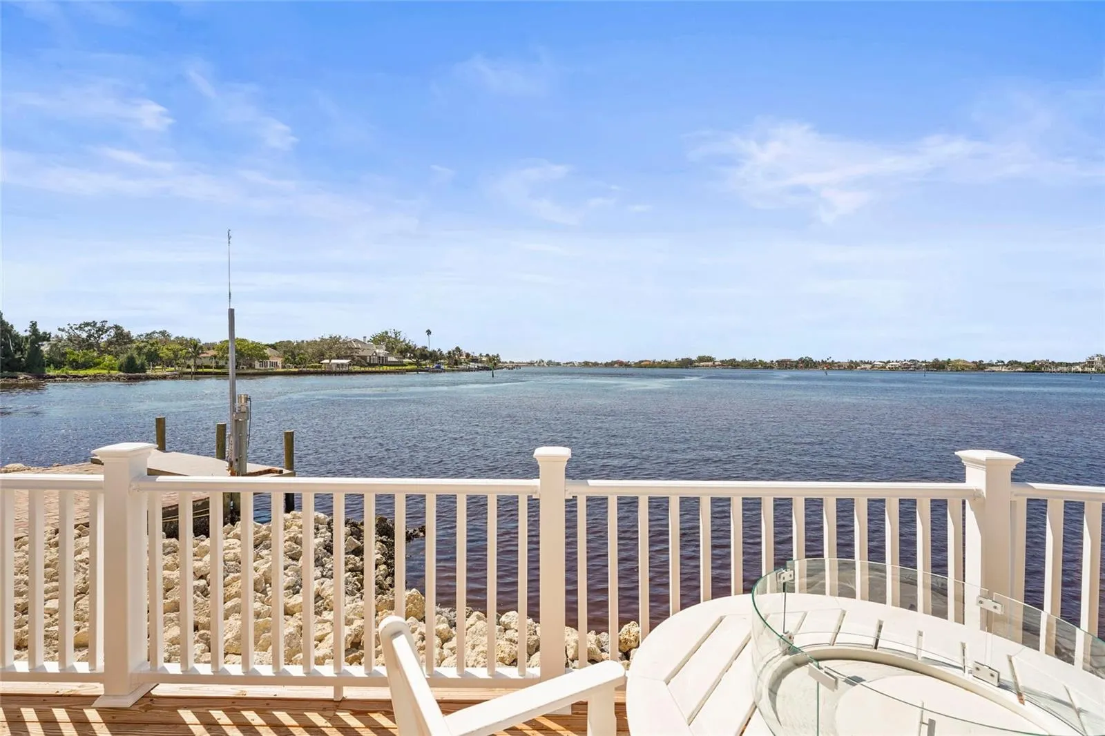 33 STARBOARD DR