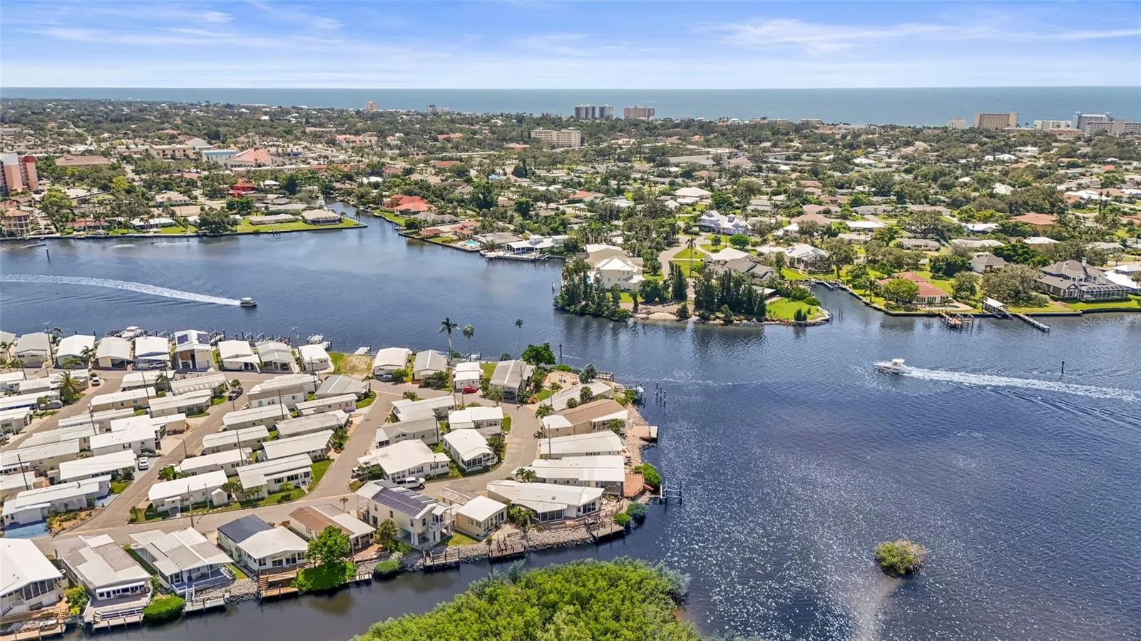 33 STARBOARD DR