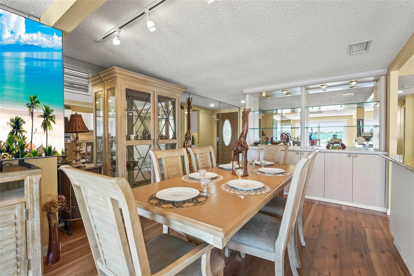 33 STARBOARD DR