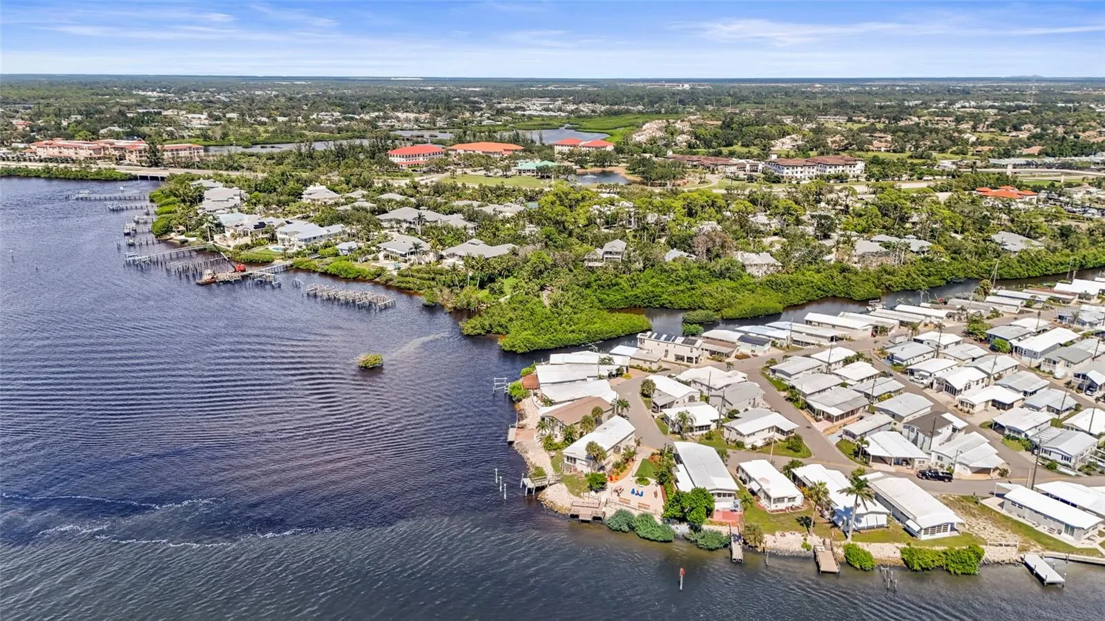 33 STARBOARD DR