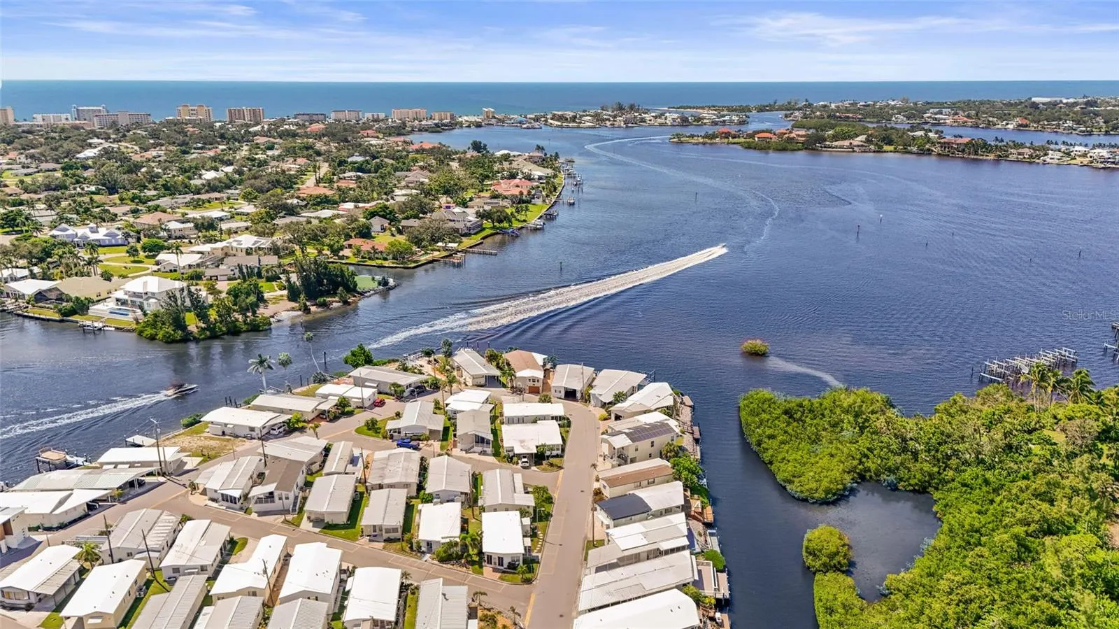 33 STARBOARD DR