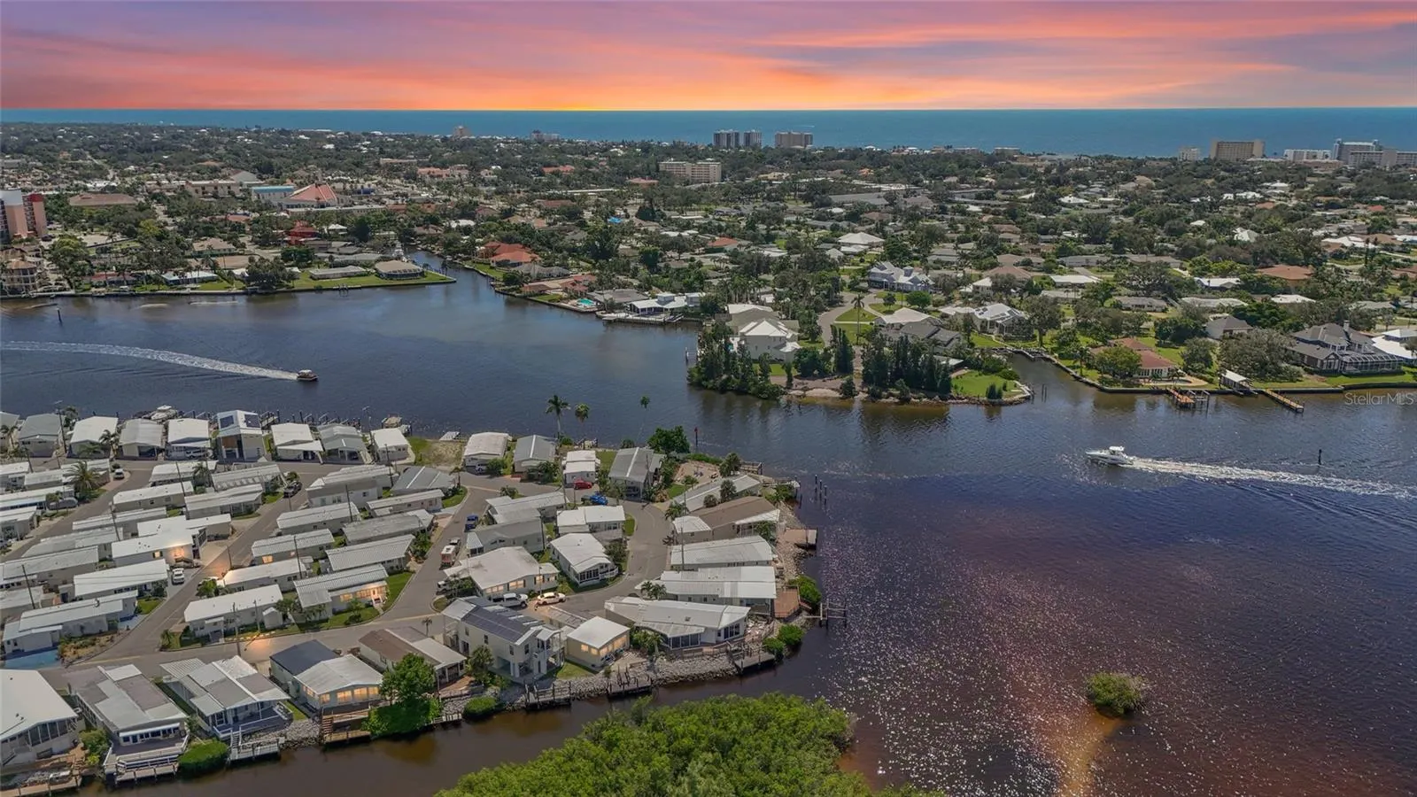 33 STARBOARD DR
