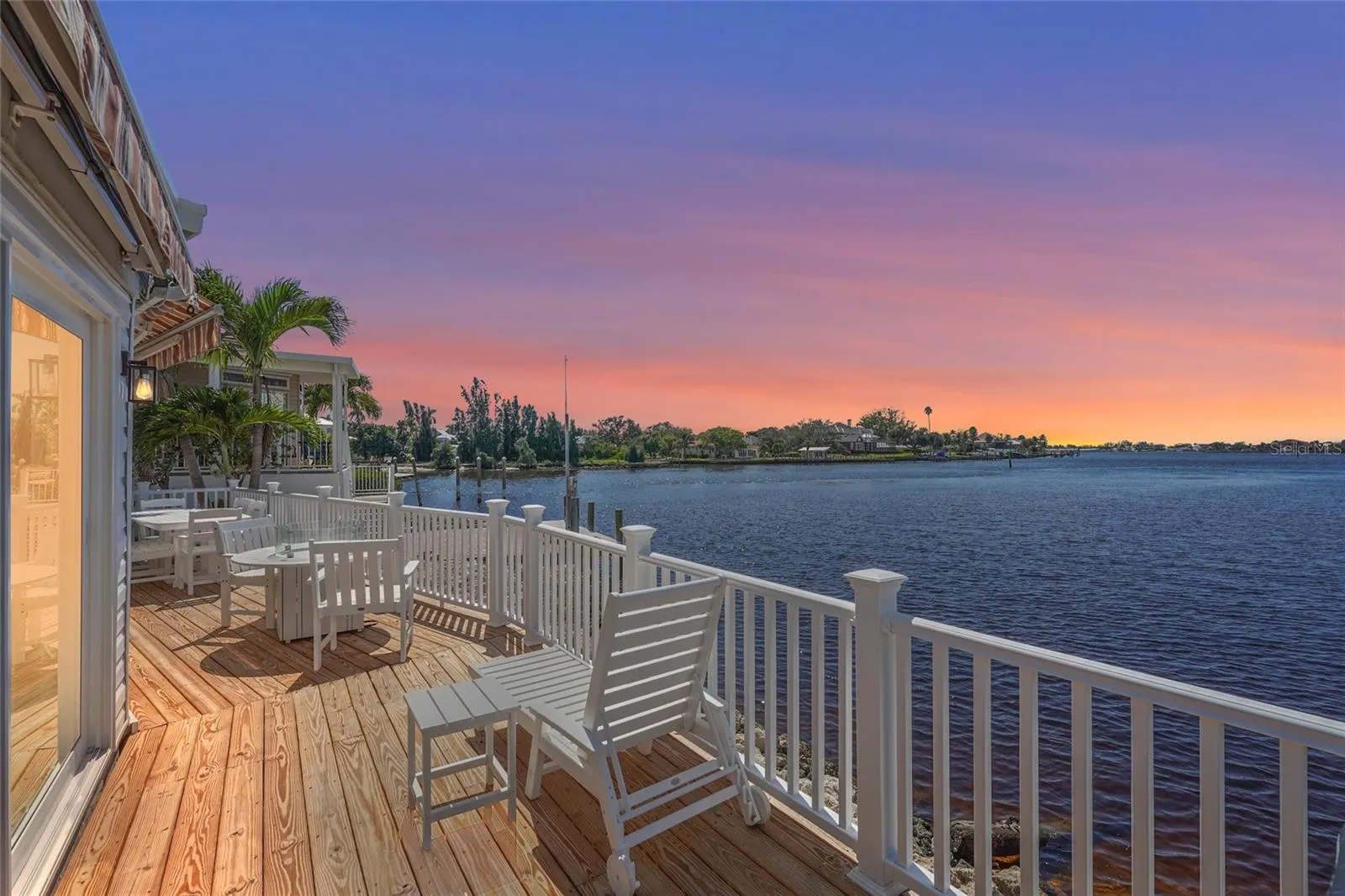 33 STARBOARD DR