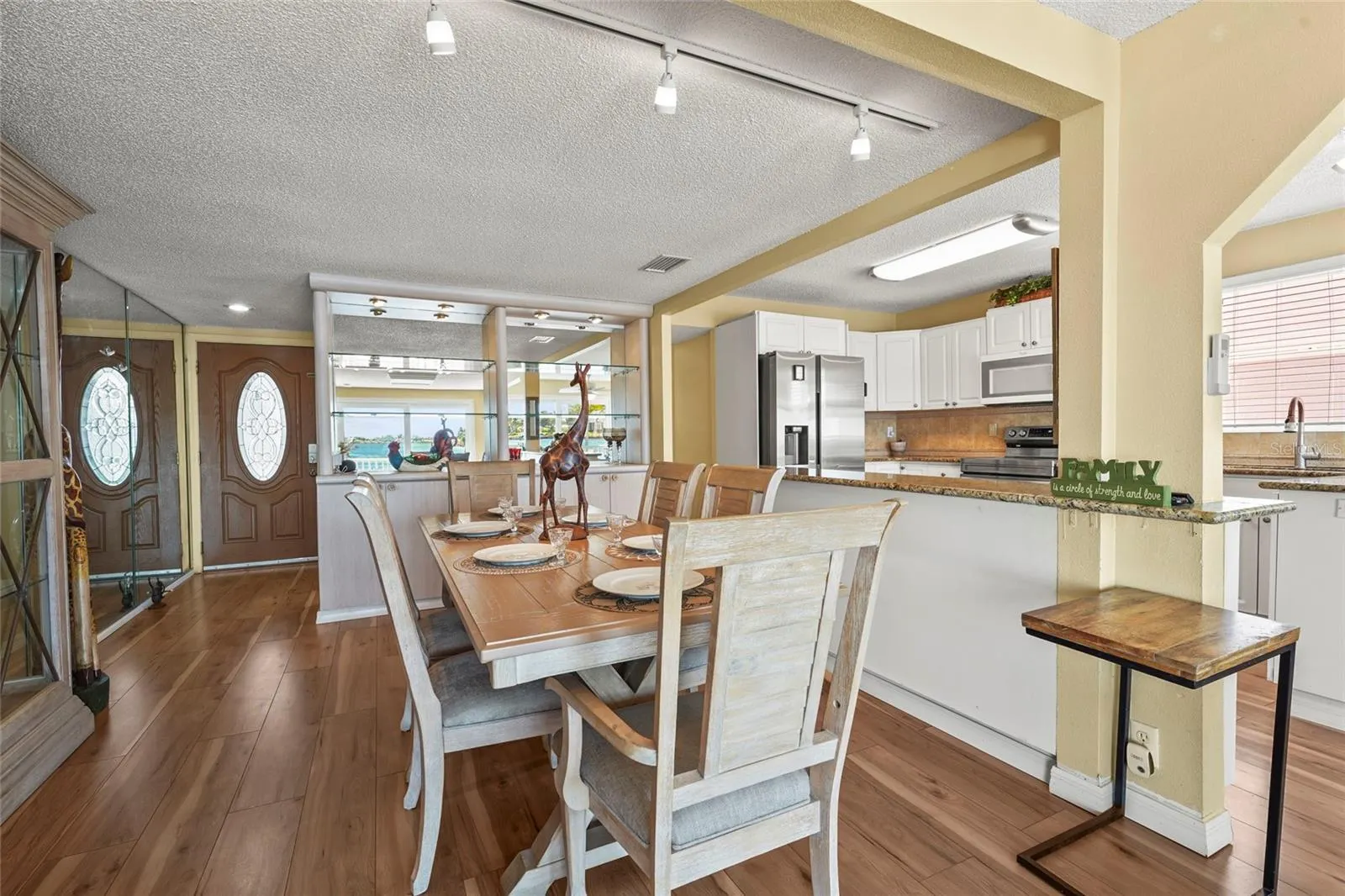 33 STARBOARD DR
