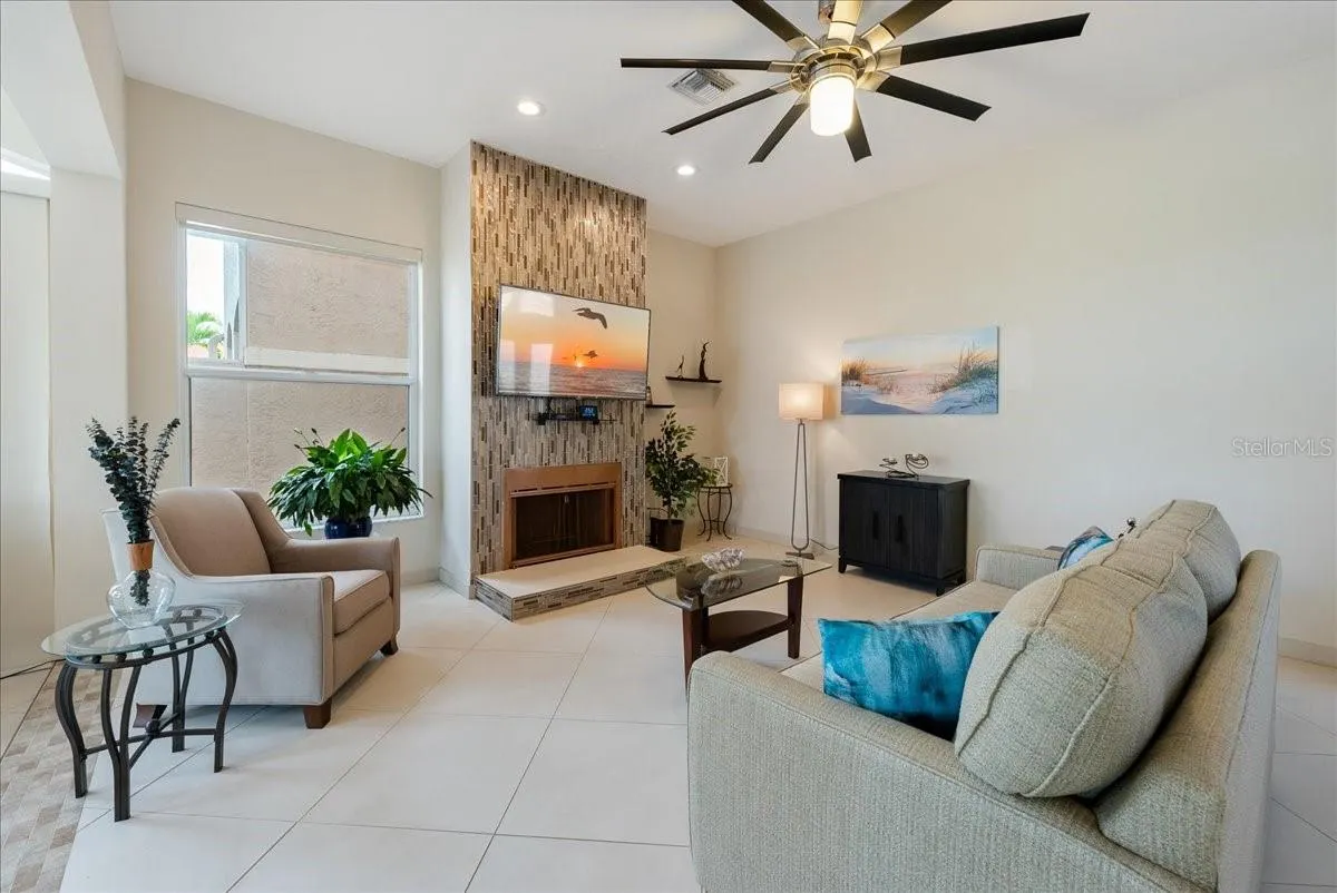 7349 REGINA ROYALE #13, #13