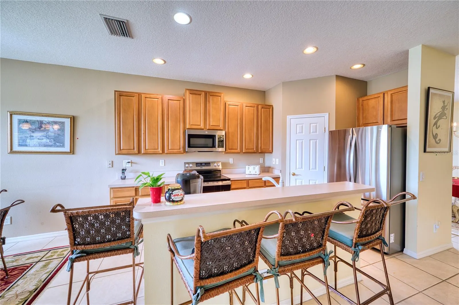8014 VICTORIA FALLS CIR