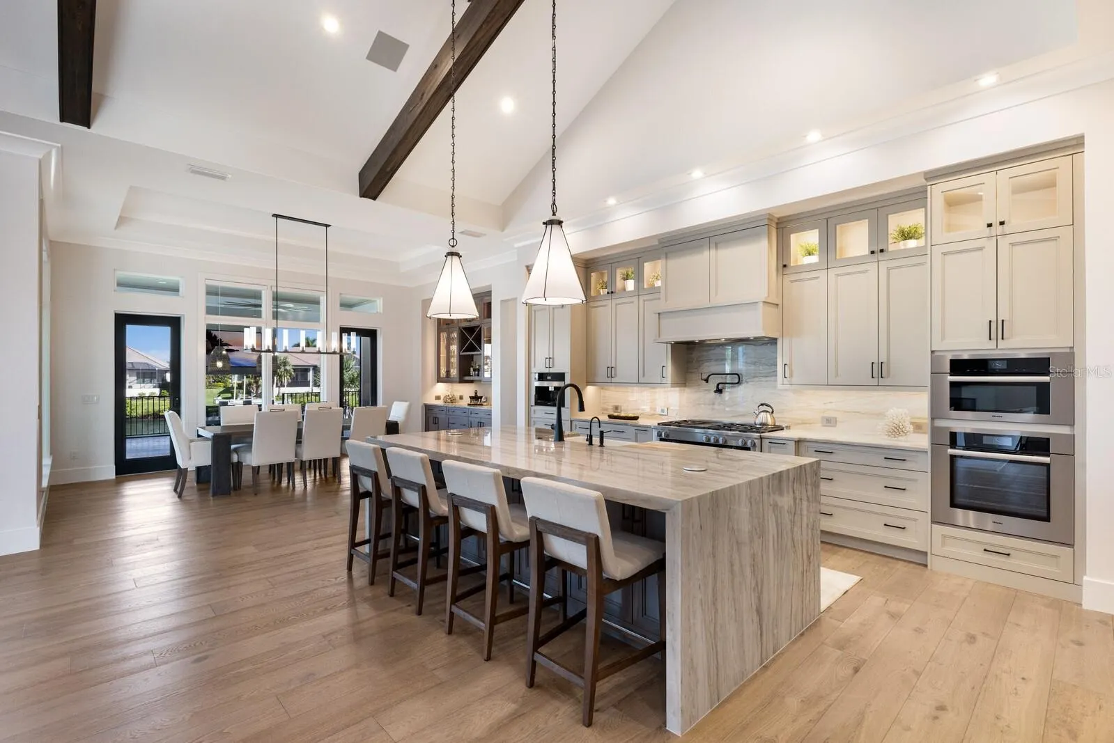 1719 RIO VISTA TER