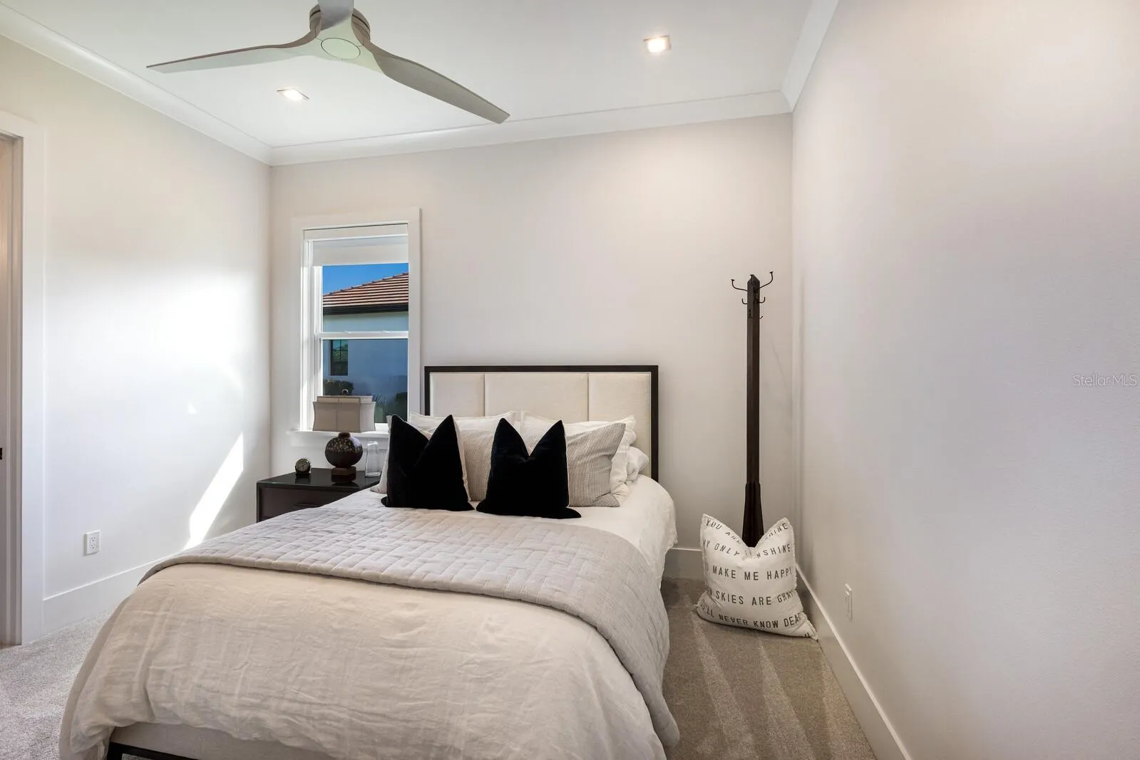 1719 RIO VISTA TER