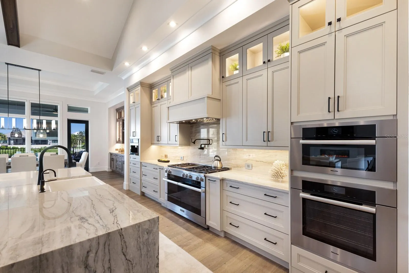 1719 RIO VISTA TER