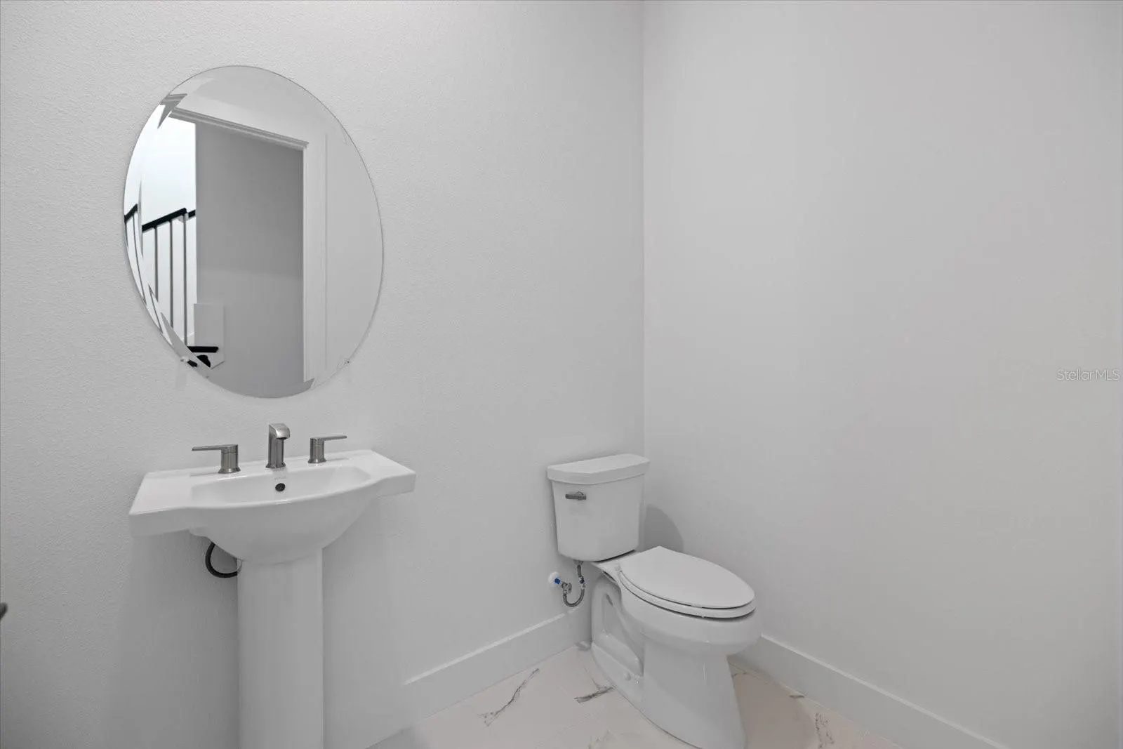 2609 WATERFRONT CIR