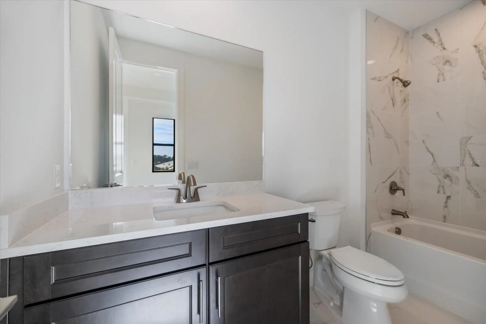 2609 WATERFRONT CIR