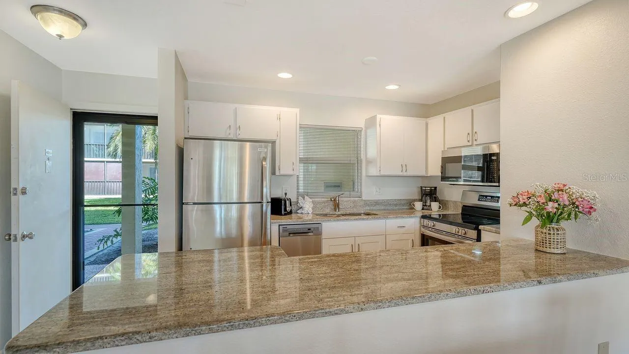 925 BEACH RD #109, #109