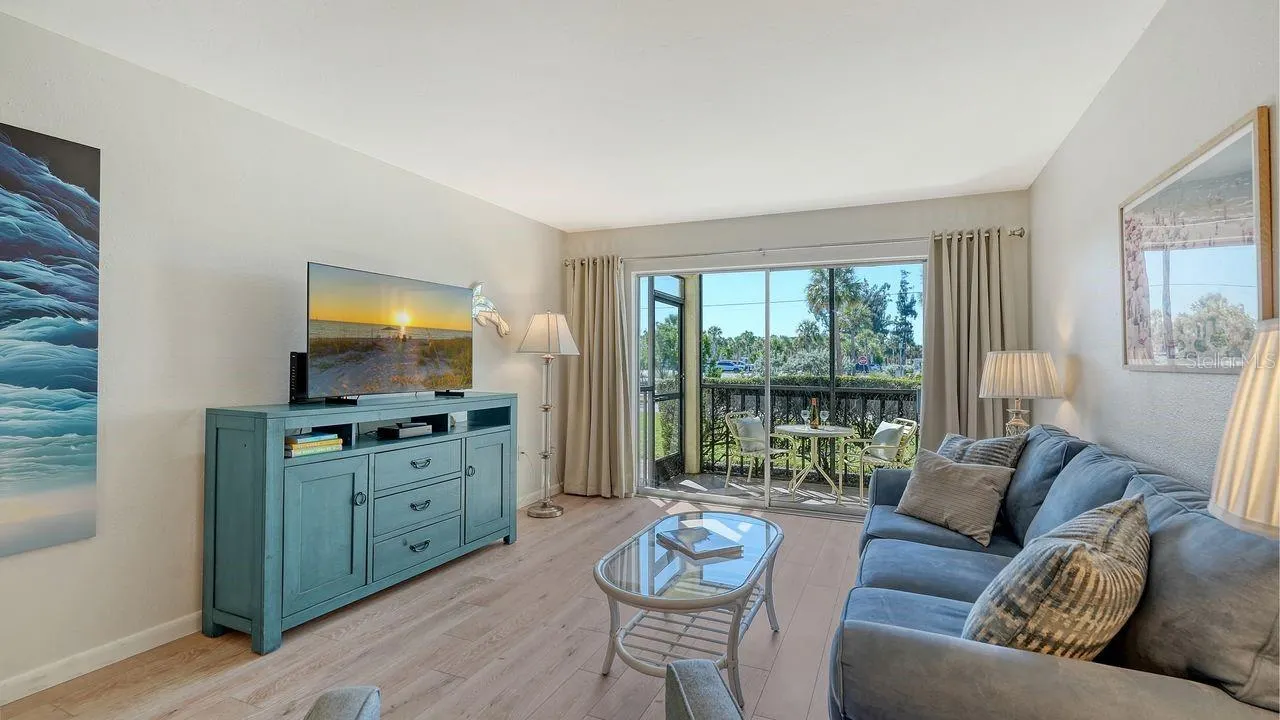 925 BEACH RD #109, #109