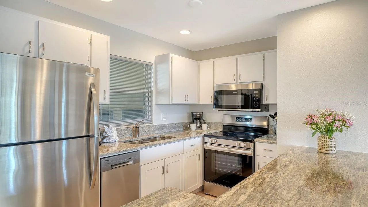 925 BEACH RD #109, #109