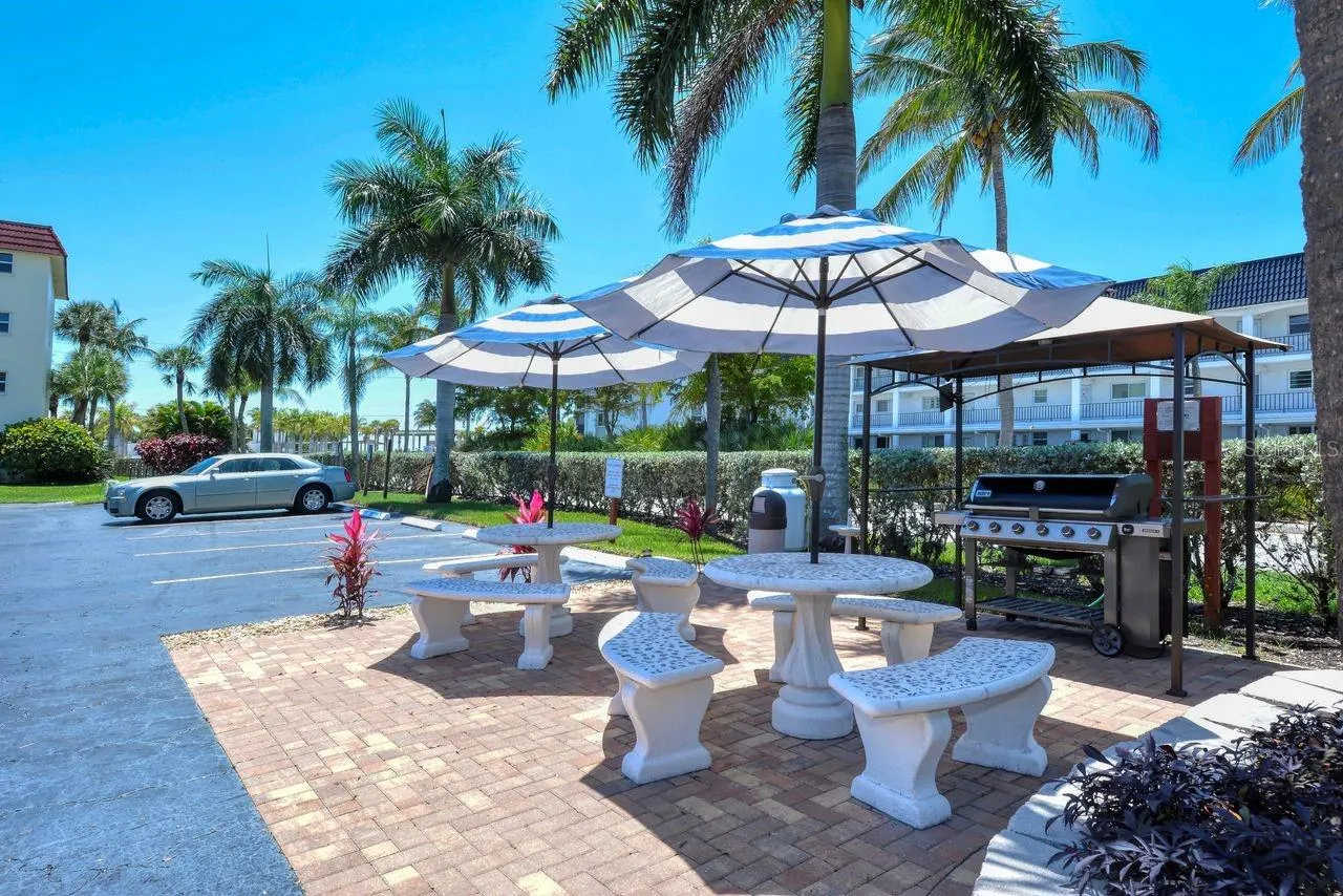 925 BEACH RD #109, #109