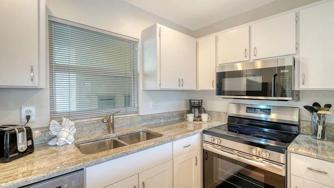 925 BEACH RD #109, #109