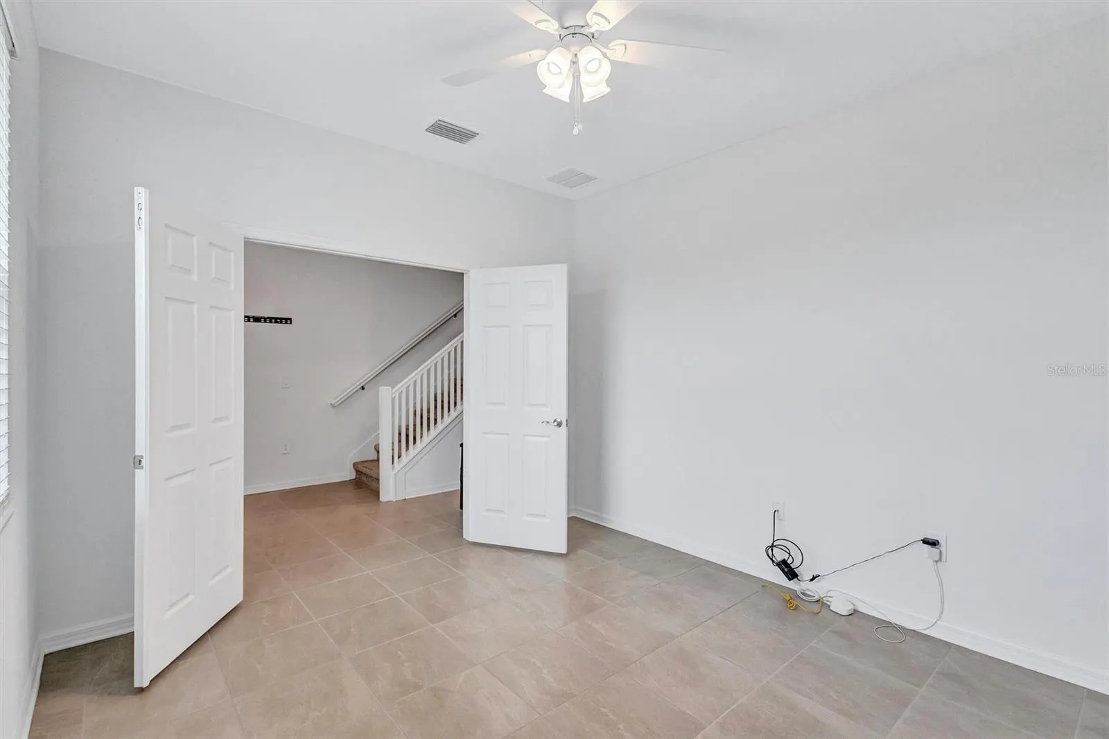 1717 CLEAT LN