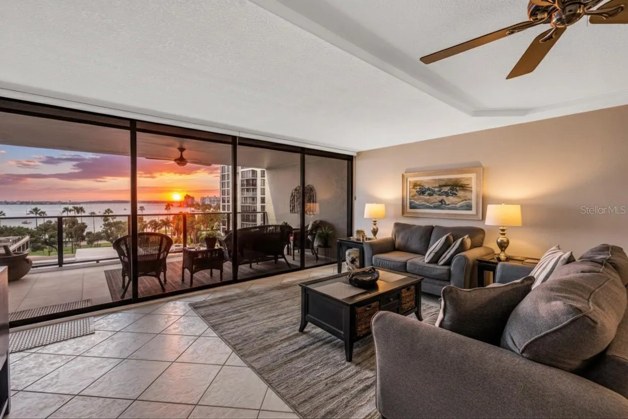 755 S PALM AVE #502, #502