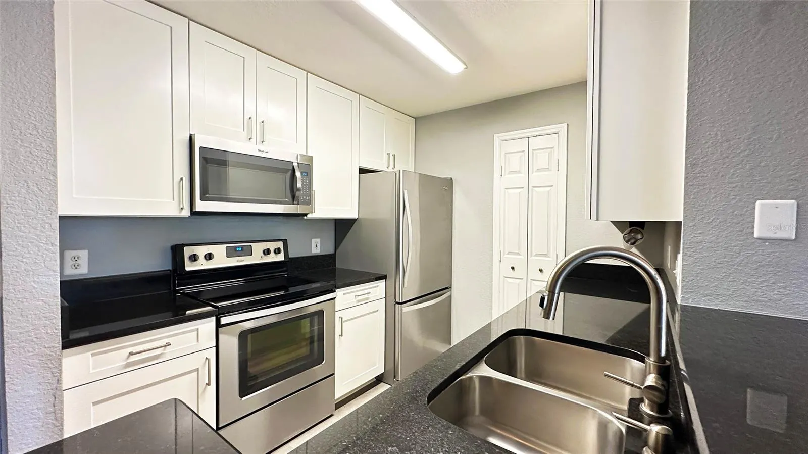 7417 VISTA WAY #208, #208
