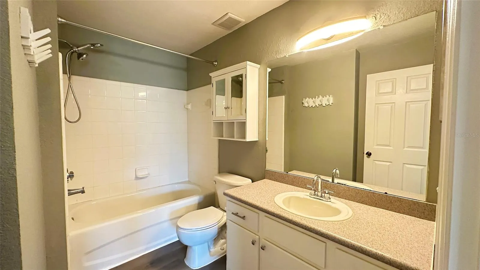 7417 VISTA WAY #208, #208
