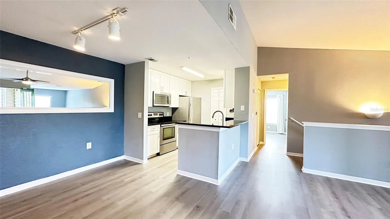 7417 VISTA WAY #208, #208