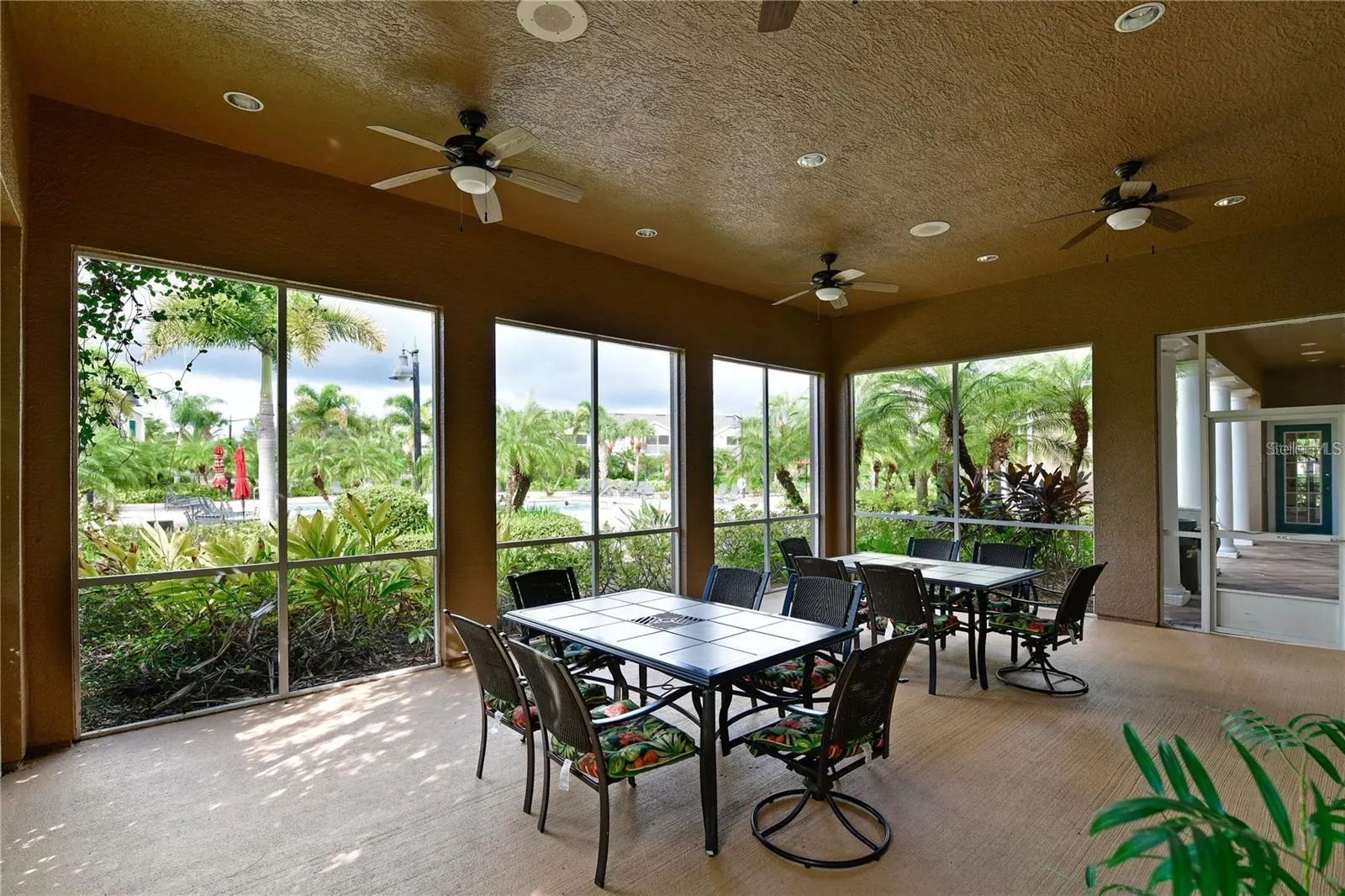 7417 VISTA WAY #208, #208