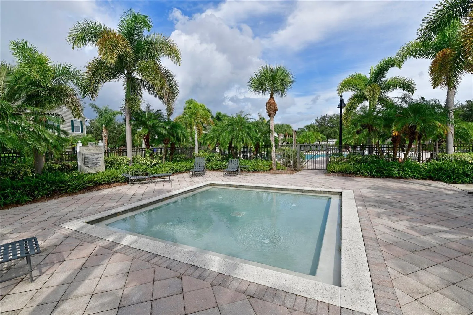 7417 VISTA WAY #208, #208