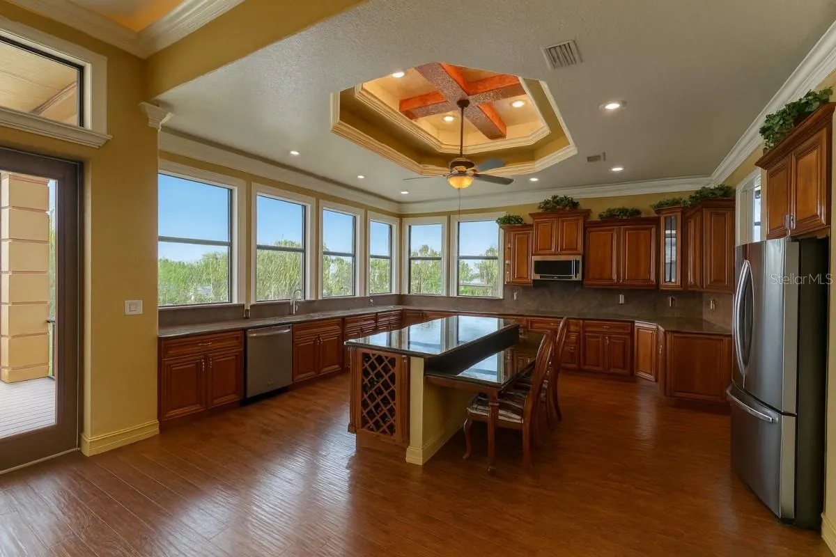 135 TINA ISLAND DR