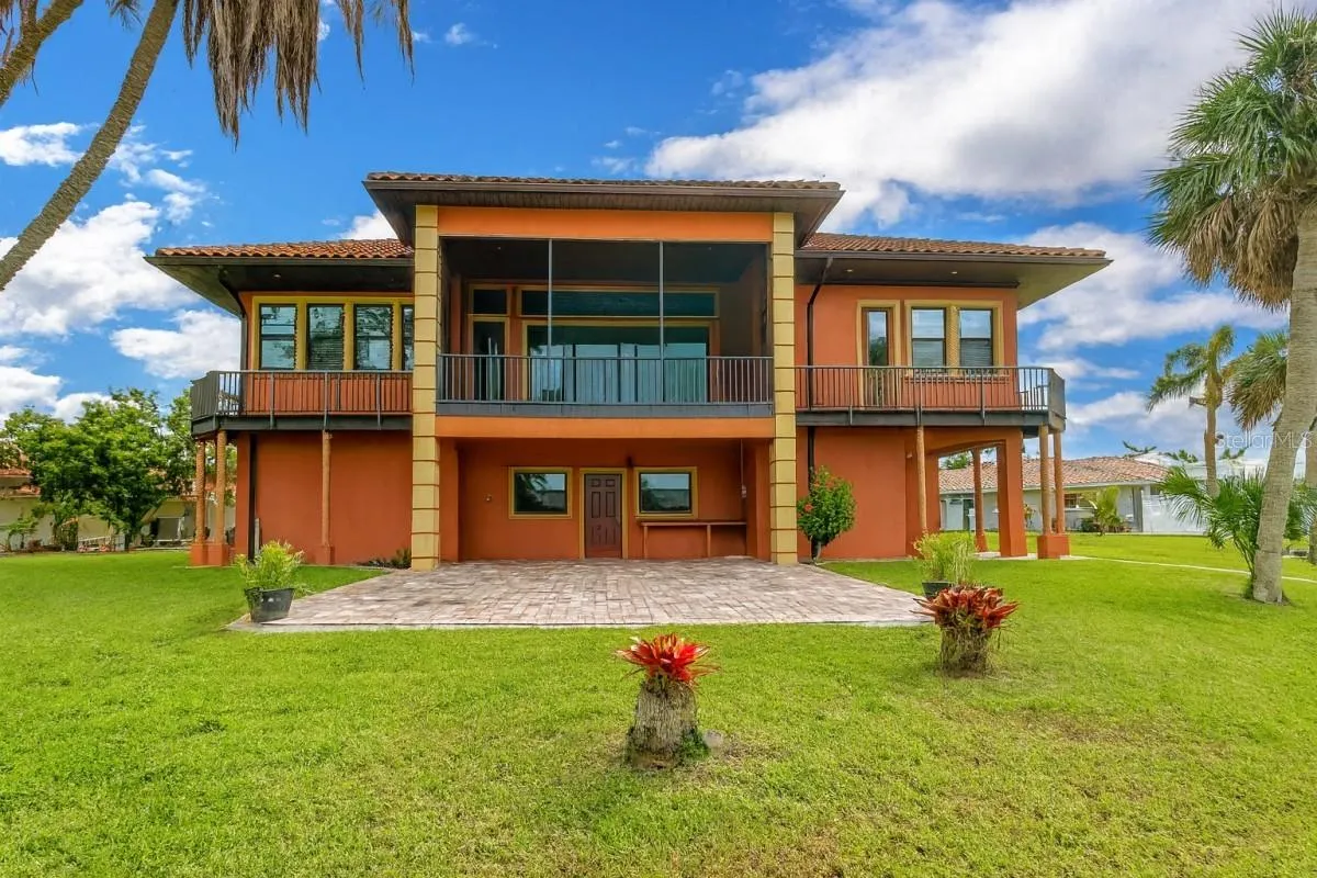 135 TINA ISLAND DR