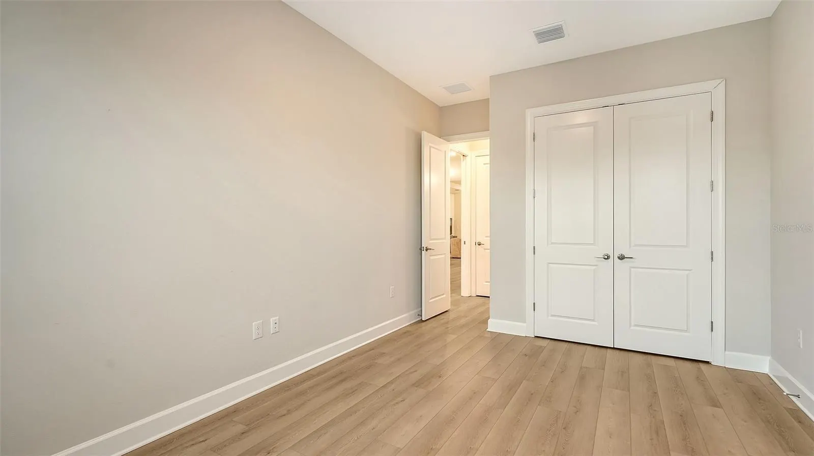 16423 ISOLA PL