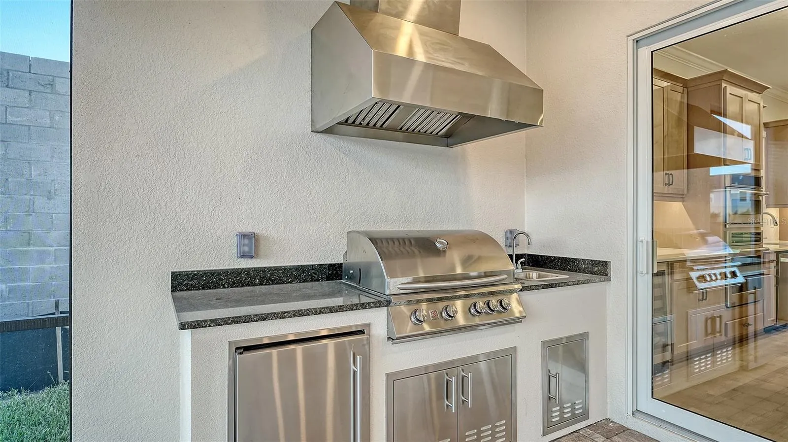 16423 ISOLA PL