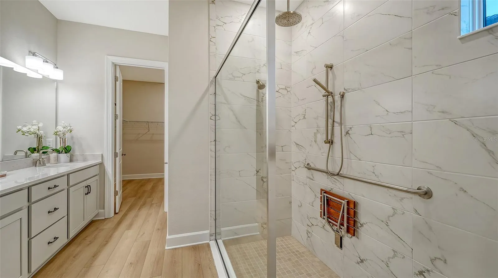 16423 ISOLA PL