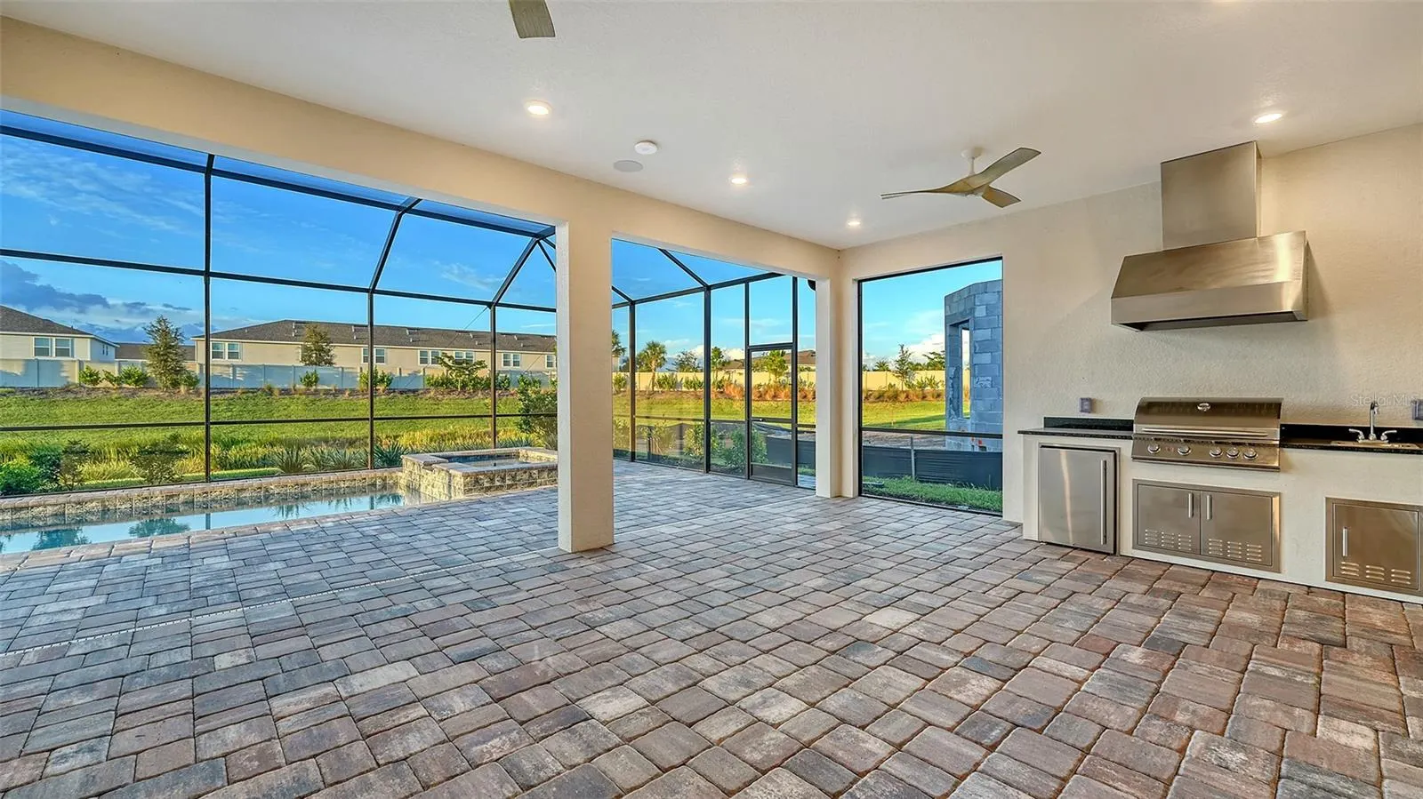 16423 ISOLA PL