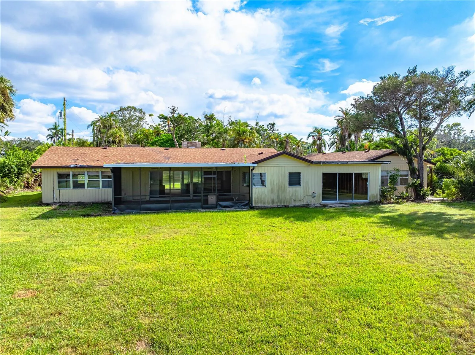 3620 RIVERVIEW BLVD